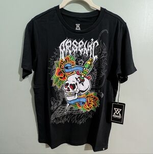 NEW Arsenic Graphic T-Shirt  Dagger Skull Youth (14) *Q11